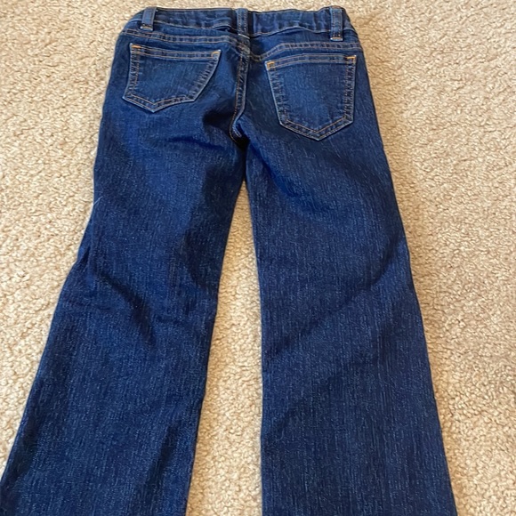 Like new Dark blue toddler denim flare jeans with adjustable waist band. - Picture 4 of 5
